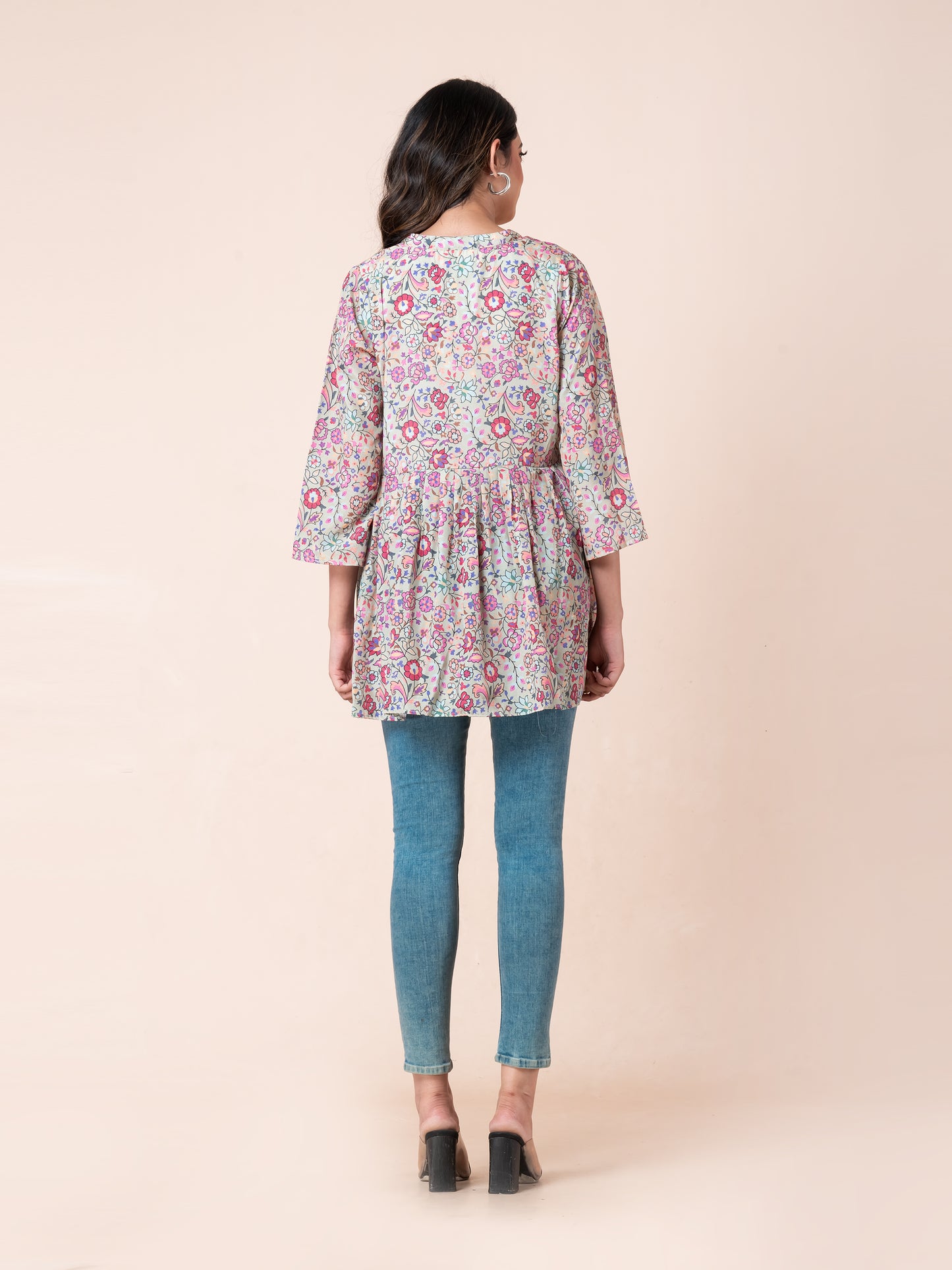 Multicolor Floral Print Tie-Up Shrug for Women